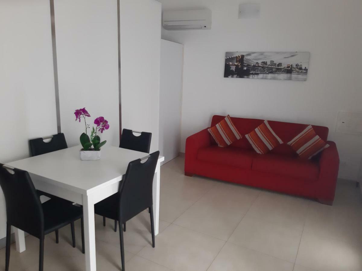 Maui Apartament Alcamo Exteriör bild